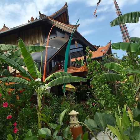 Mahogany Cottage Gili Meno Rom bilde