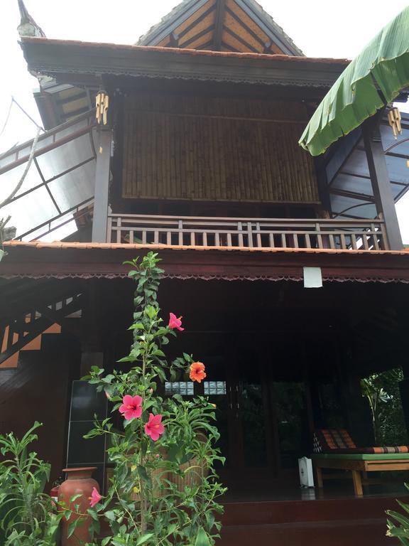 Mahogany Cottage Gili Meno Rom bilde