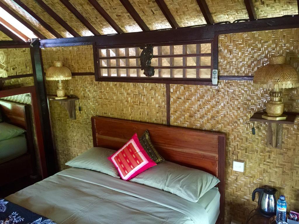Mahogany Cottage Gili Meno Rom bilde